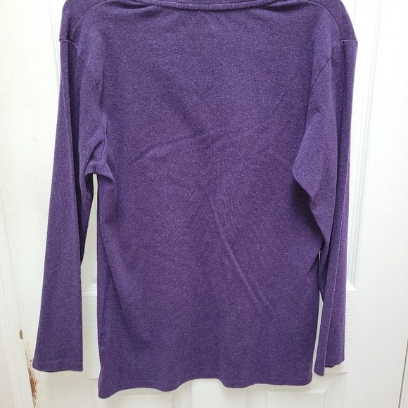 Ladies PURPLE V neck long sleeve, knit top. - Picture 3 of 4
